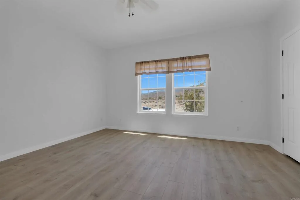 https://cdn.realtyfeed.com/cdn/127/306591896/c32153577c26d6969217314fa692bd18.webp