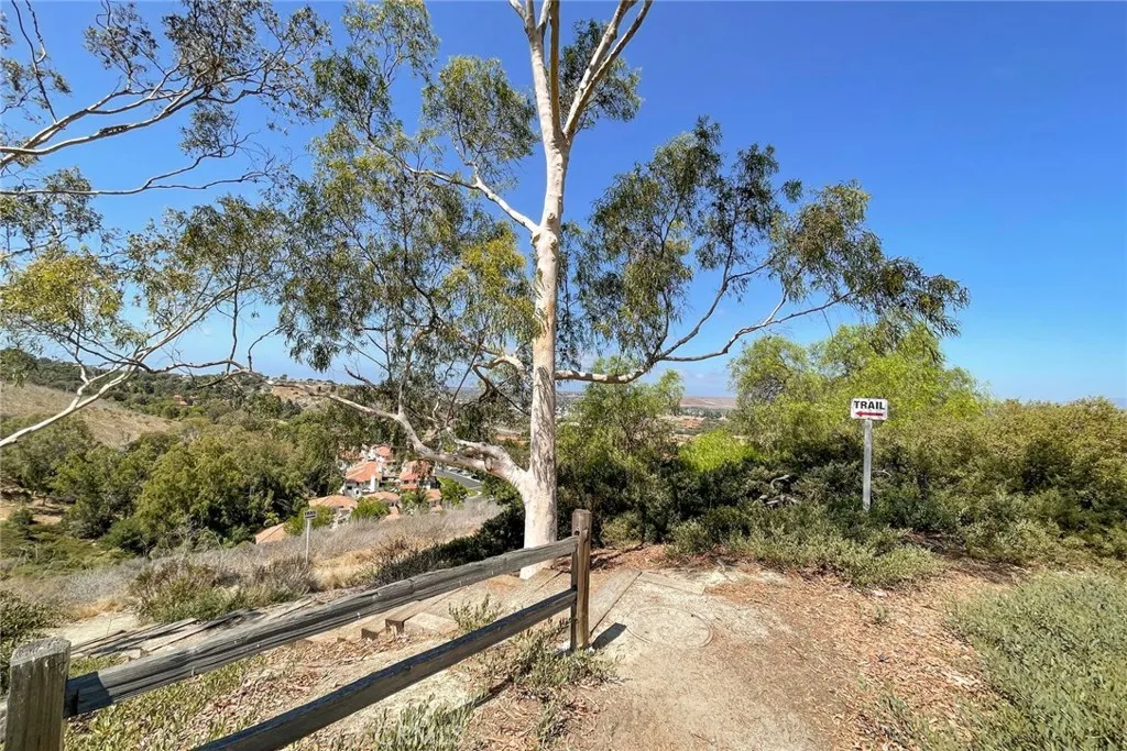 https://cdn.realtyfeed.com/cdn/127/306591898/97ad43be96de8b34a8aff06c15f49188.webp