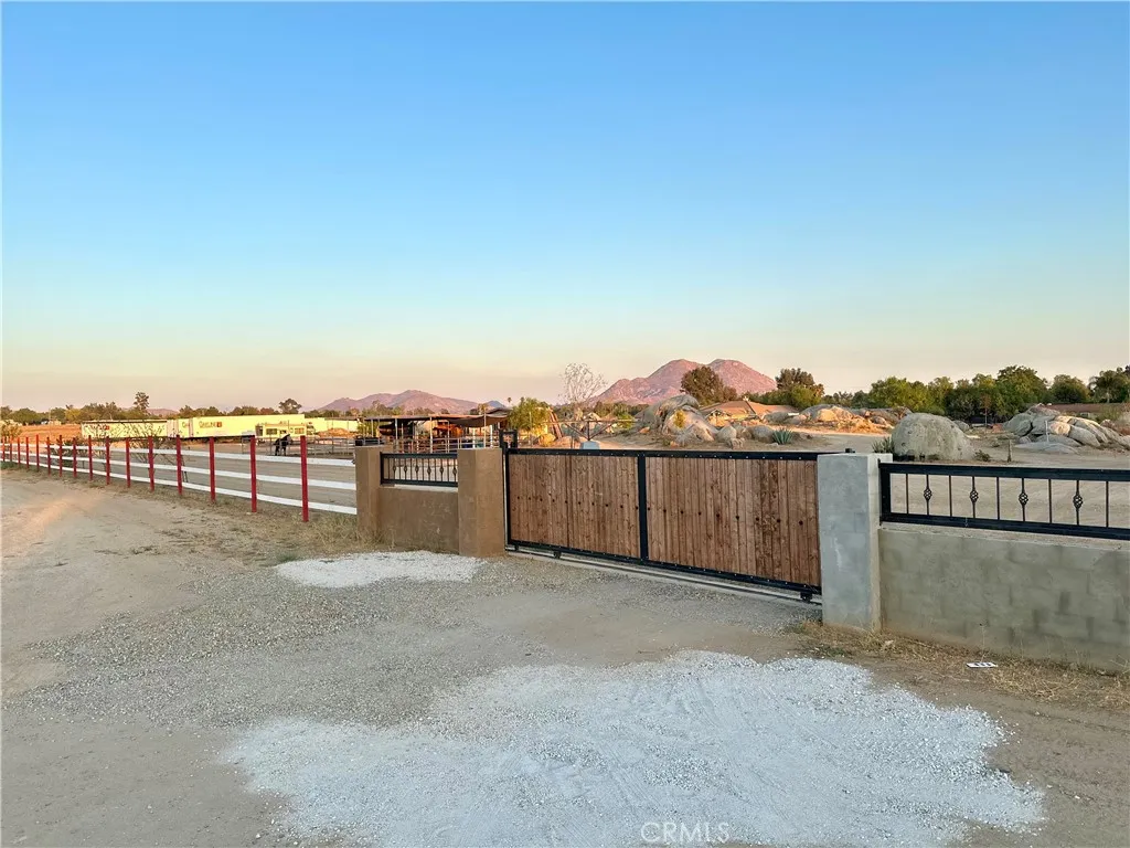 Menifee, CA 92585