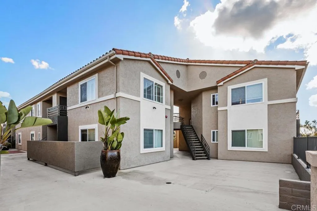 https://cdn.realtyfeed.com/cdn/127/306591923/8001fff7682626ceaab5217b21d4eee6.webp
