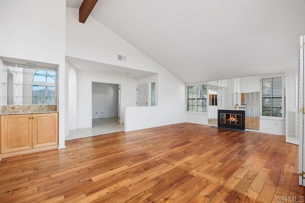 https://cdn.realtyfeed.com/cdn/127/306591949/1a07c9c0e3386c972559489824e3501f.webp
