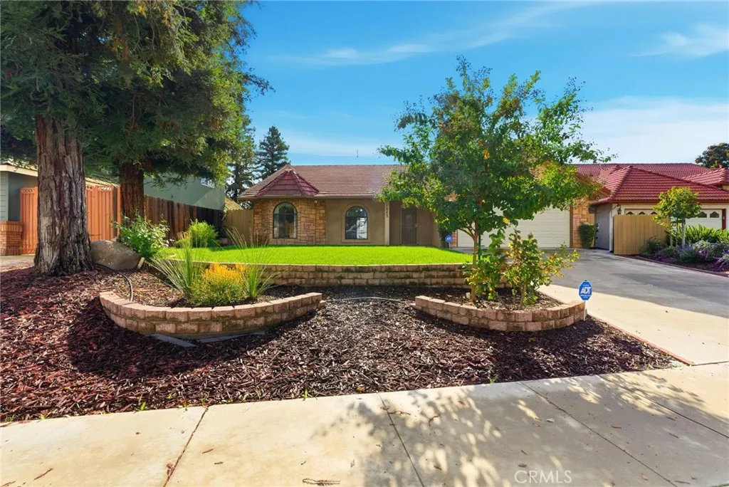 1845 E Evergreen Court, Visalia, CA 93292 - Photo 4 of 56, Visalia, CA