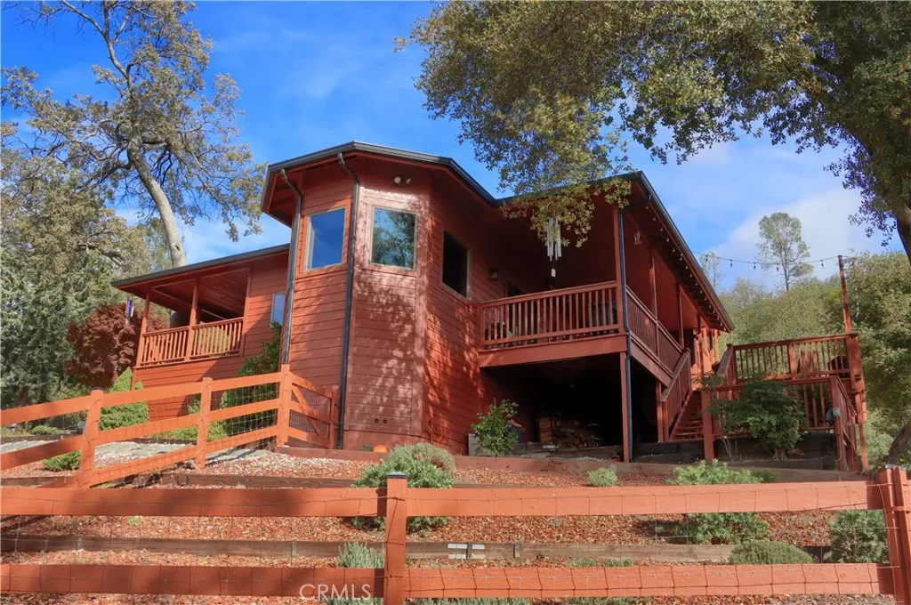 39207 Thornberry Mtn View Court, Oakhurst, CA 93644 - Photo 4 of 70, Oakhurst, CA