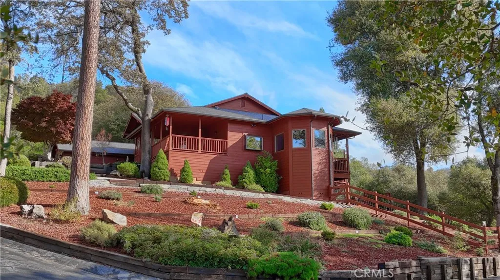 39207 Thornberry Mtn View Court, Oakhurst, CA 93644 - Photo 2 of 70, Oakhurst, CA