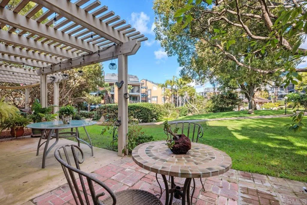 https://cdn.realtyfeed.com/cdn/127/306592045/879632a4d8699125b4be9b373d9db405.webp