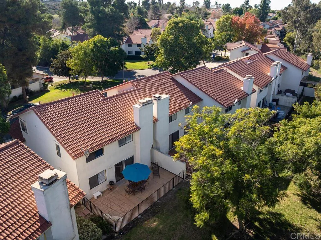https://cdn.realtyfeed.com/cdn/127/306592082/3abe927c0ea97b4681fce39c543af1d5.webp