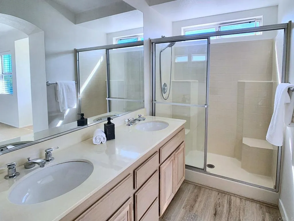 https://cdn.realtyfeed.com/cdn/127/306592190/5e8b32d9143784750e1dc3cb5af43a69.webp