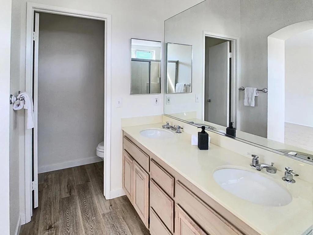 https://cdn.realtyfeed.com/cdn/127/306592190/8c11d06edeeb316240f6648e9f8fc14b.webp