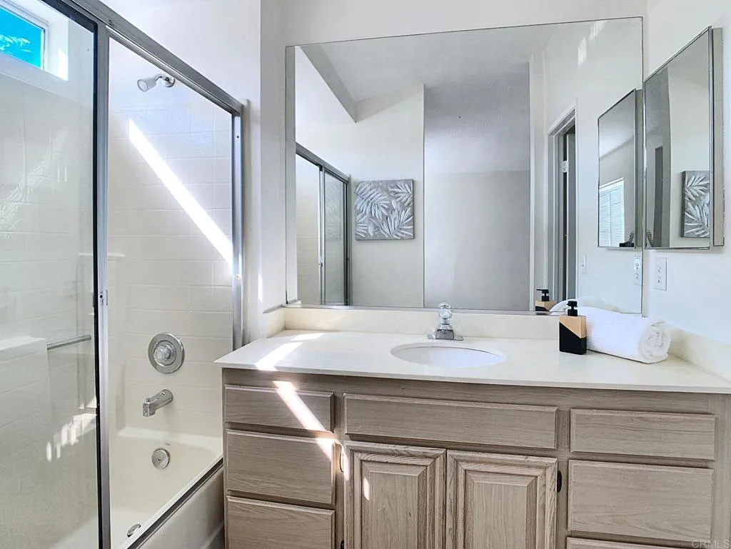 https://cdn.realtyfeed.com/cdn/127/306592190/f3a2643ae165e24e424eee728f831363.webp