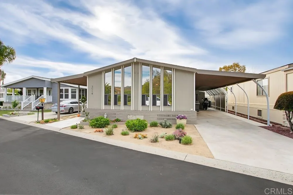 https://cdn.realtyfeed.com/cdn/127/306592218/434e205cf1ecab438e247093d126e662.webp