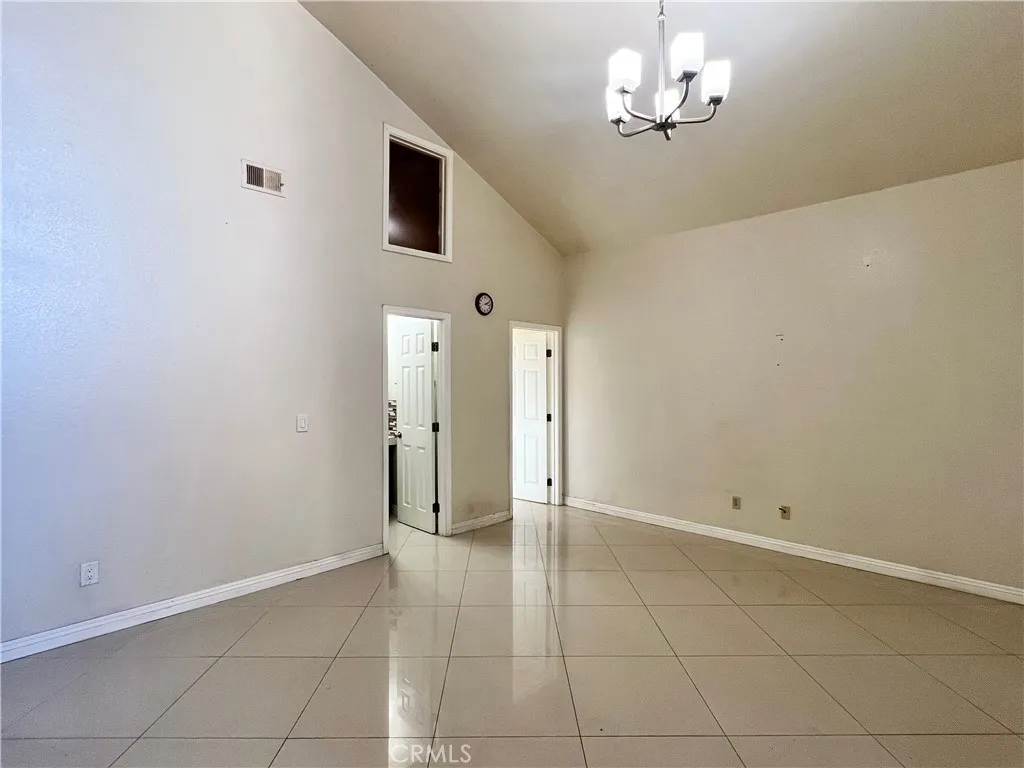 https://cdn.realtyfeed.com/cdn/127/306592232/5d8a04c76dc6550c11c26e22c8424191.webp