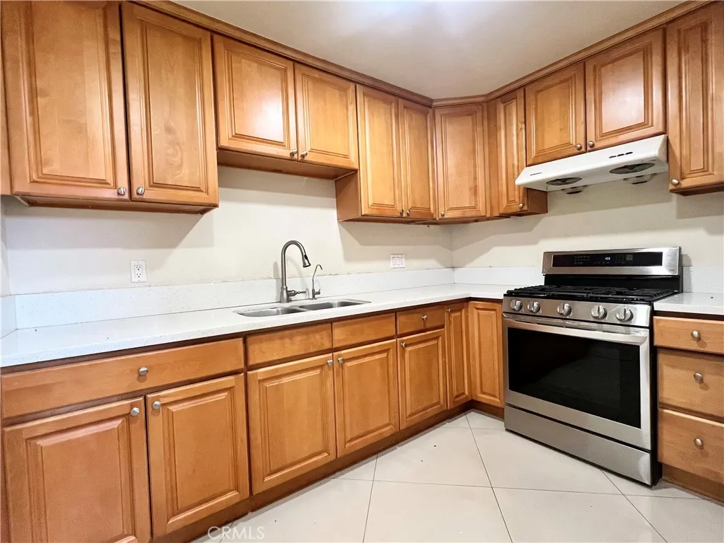 https://cdn.realtyfeed.com/cdn/127/306592232/785b9b38eb74d1536737e193c1b19601.webp