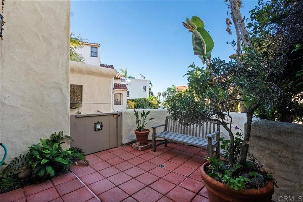 https://cdn.realtyfeed.com/cdn/127/306592236/3aa8e30ed9d9605f635b7e23bb876c9e.webp