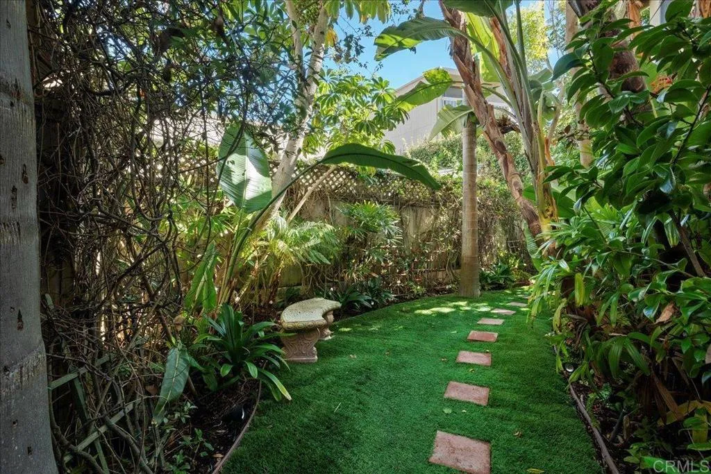 https://cdn.realtyfeed.com/cdn/127/306592236/480e189d84b162c0005a3992c9f94304.webp