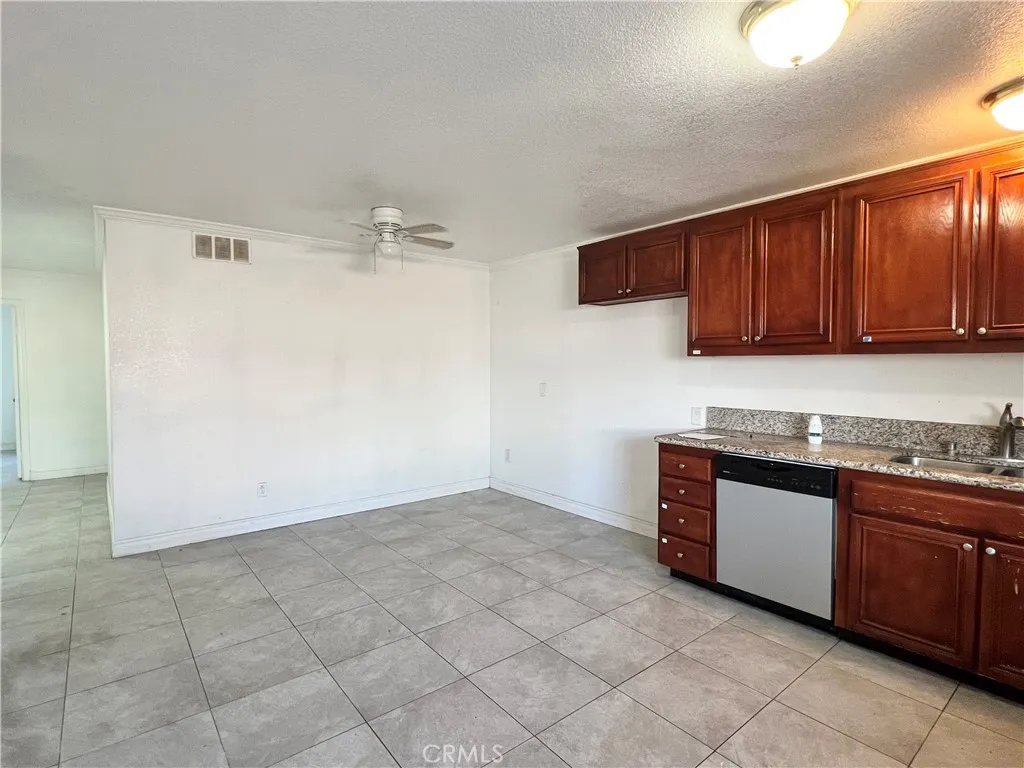 https://cdn.realtyfeed.com/cdn/127/306592277/551ecc9a8c73c142332e6cf42581483b.webp