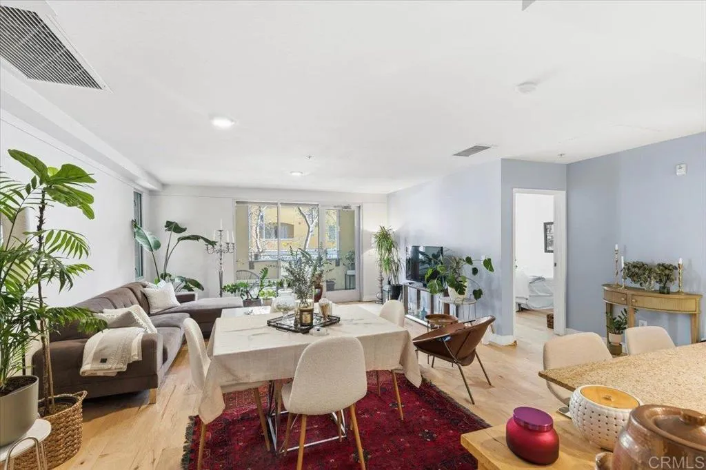 Photo #1: PTP2508706 Listing: Photo #1