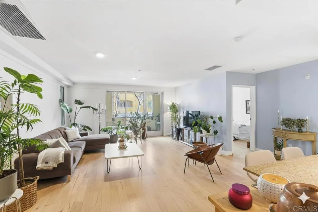 https://cdn.realtyfeed.com/cdn/127/306592281/375509933dc8650b2e5c62ec1c90b993.webp