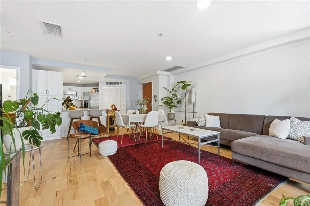 Photo #4: PTP2508706 Listing: Photo #4