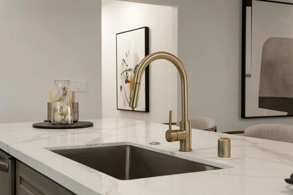 https://cdn.realtyfeed.com/cdn/127/306592316/29462123af1073ace1110bde94ba1376.webp