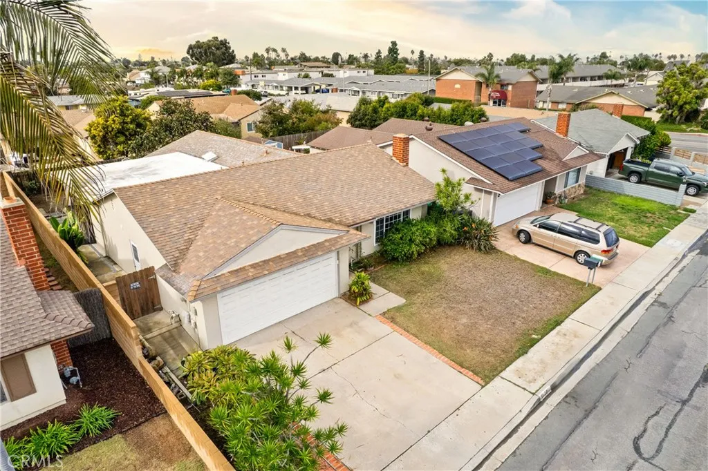 https://cdn.realtyfeed.com/cdn/127/306592323/226edc13db38613bcb0eea9f1c2c7727.webp