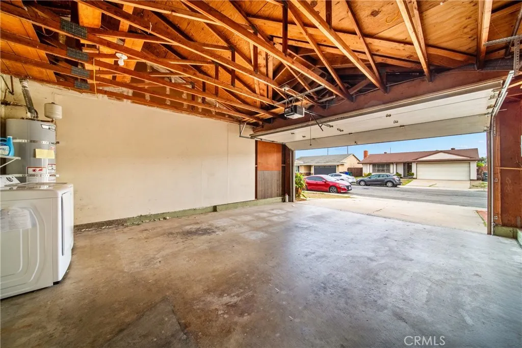 https://cdn.realtyfeed.com/cdn/127/306592323/bacd0379ae365982b75264657159669d.webp