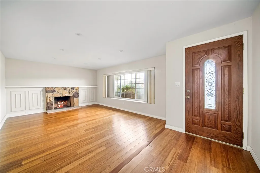 https://cdn.realtyfeed.com/cdn/127/306592323/f4f664971aec3982df94139bec8e2795.webp