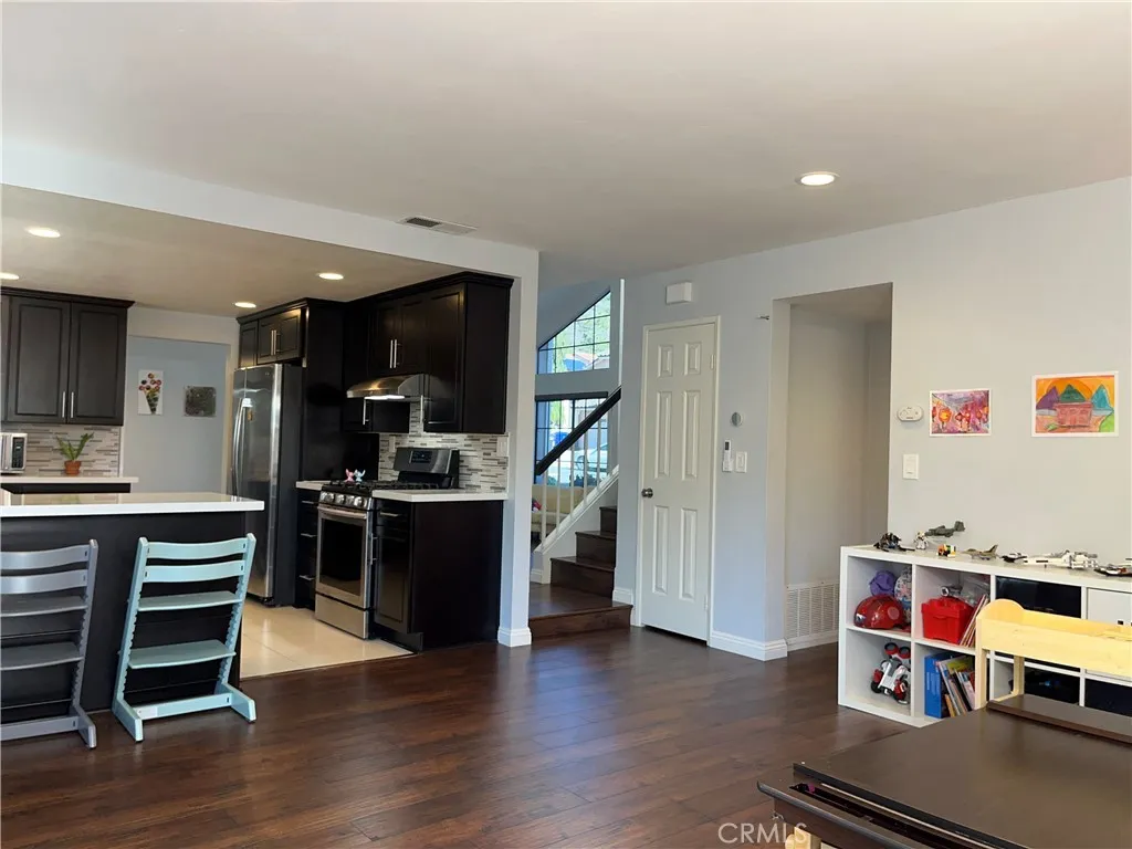 https://cdn.realtyfeed.com/cdn/127/306592329/72d22b74e7a56f614355373d4b1b3706.webp