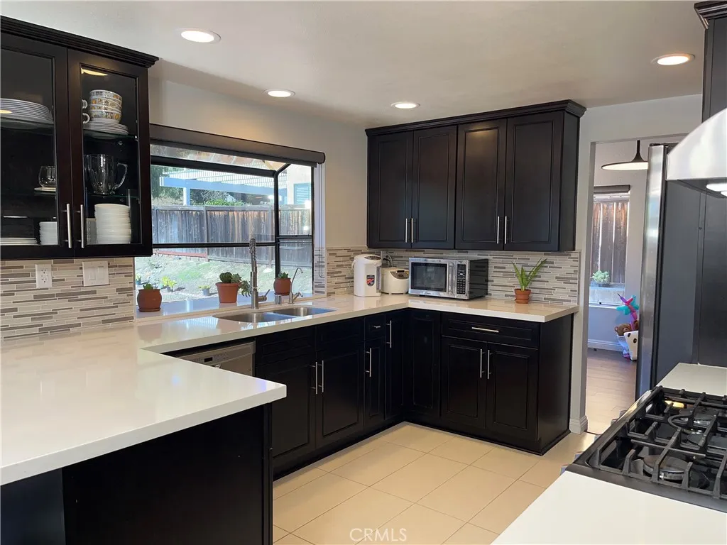 https://cdn.realtyfeed.com/cdn/127/306592329/b18485730e08185e9a48c67c2c0245f6.webp