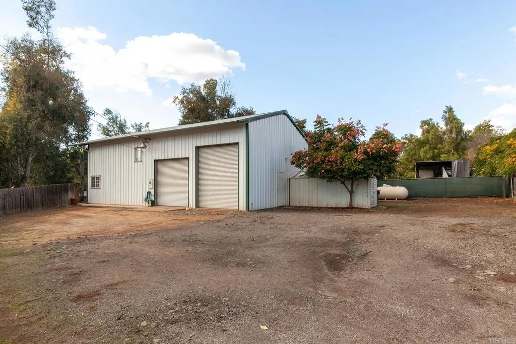https://cdn.realtyfeed.com/cdn/127/306592342/231581d8e8f5aeab29ca9974a4ad75ac.webp