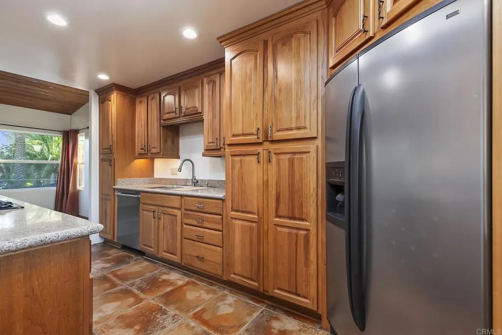 https://cdn.realtyfeed.com/cdn/127/306592342/234e1d568b33eca385028400d236d437.webp