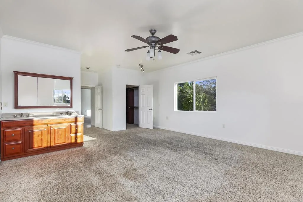 https://cdn.realtyfeed.com/cdn/127/306592342/cce44c0ab69ce956cb2f2bcf688433c7.webp