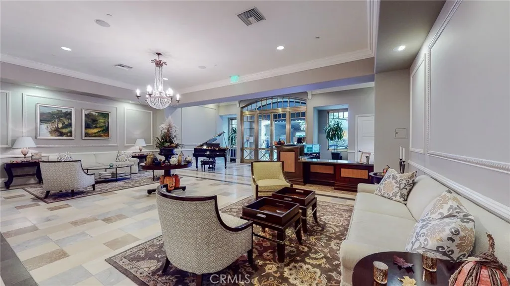 568 Caruso Avenue, Glendale, CA 91210 - Photo 2 of 32, Glendale, CA