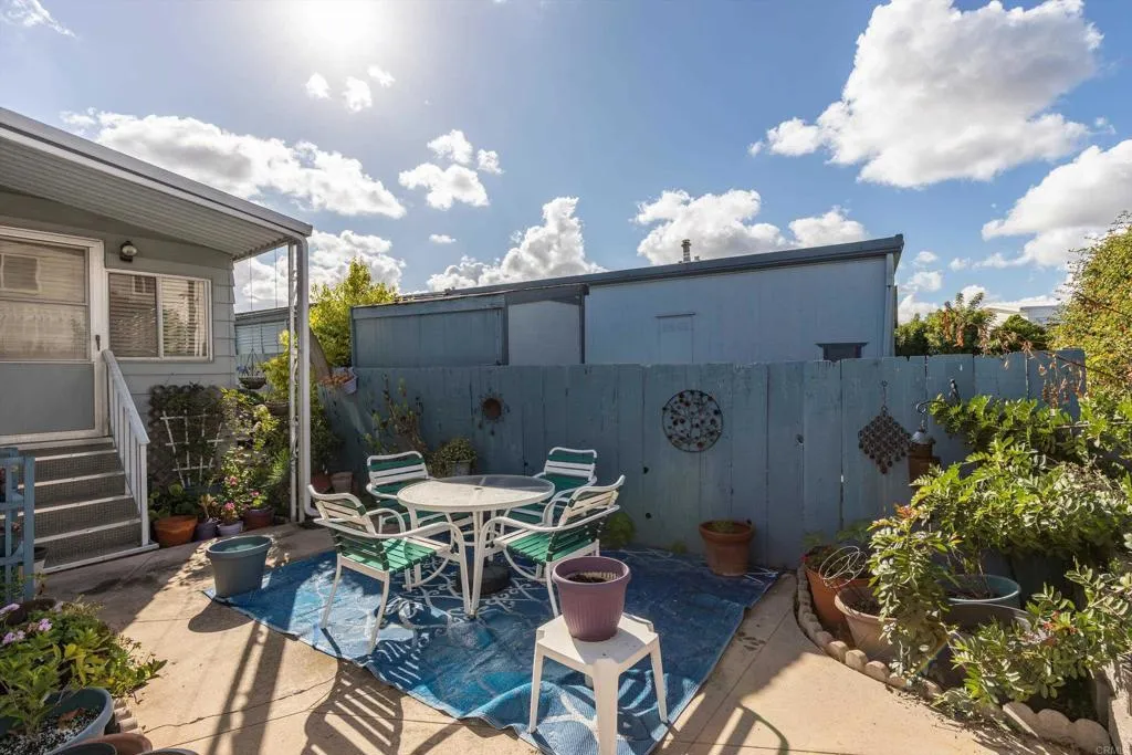 https://cdn.realtyfeed.com/cdn/127/306592414/483c24a6e824962d2034409665794017.webp