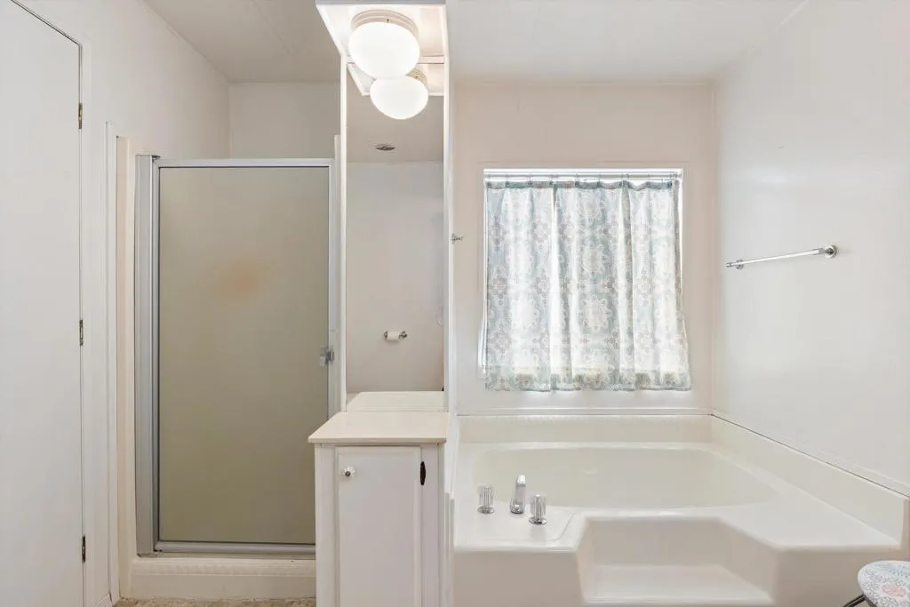 https://cdn.realtyfeed.com/cdn/127/306592414/4dedca2e211d7feae74be469593b7559.webp