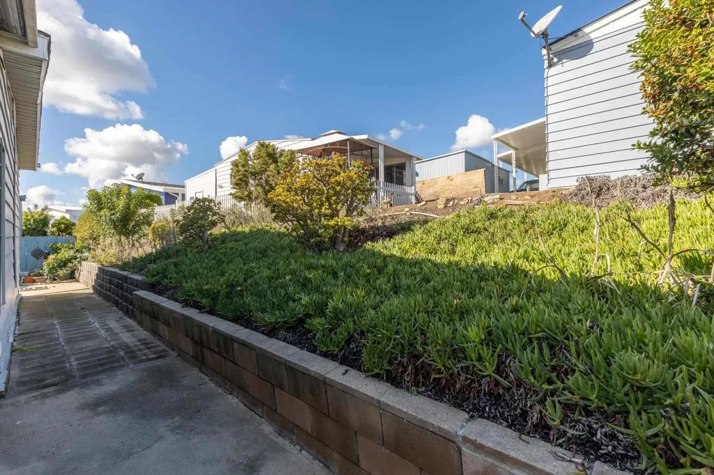 https://cdn.realtyfeed.com/cdn/127/306592414/52114356e86b9273599a06ed6d3de244.webp