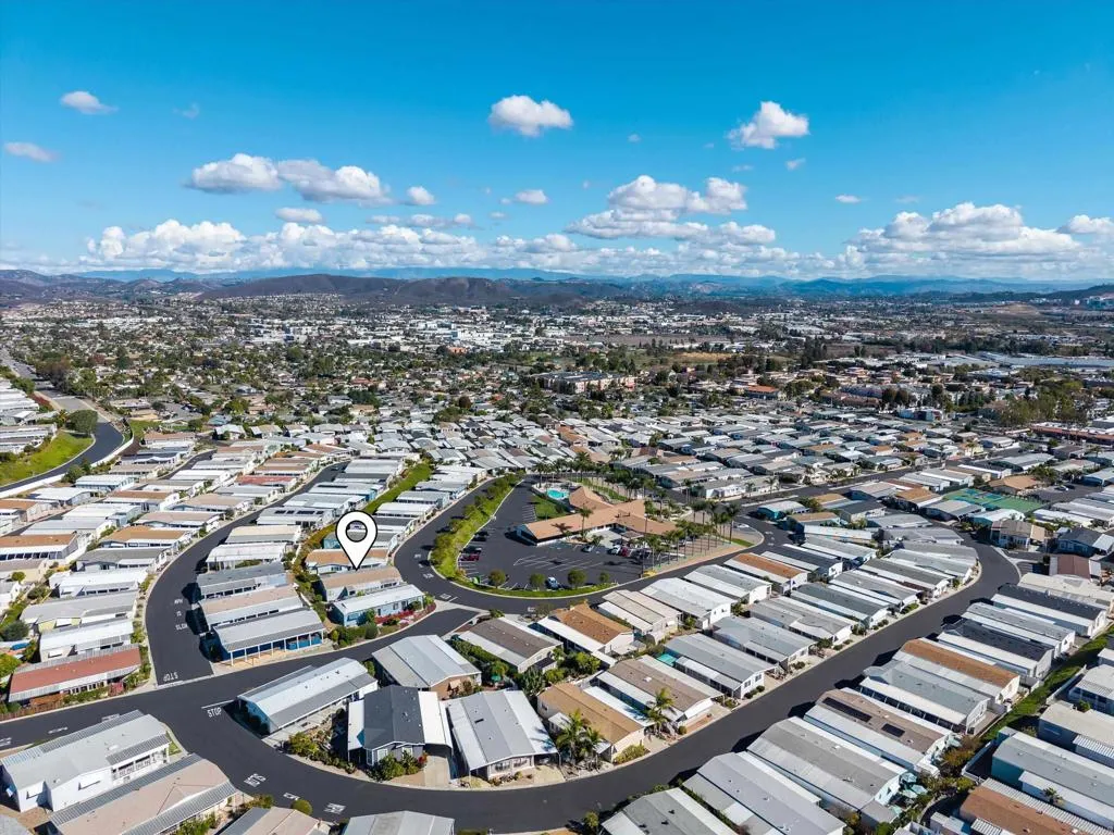 https://cdn.realtyfeed.com/cdn/127/306592414/c7c59c7613cd98b0a3c5c23855b5804a.webp