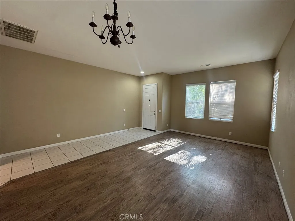 https://cdn.realtyfeed.com/cdn/127/306592422/646ed1056a84cb13beda311e29a854be.webp