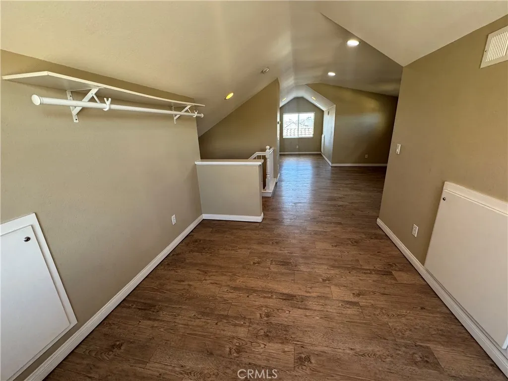 https://cdn.realtyfeed.com/cdn/127/306592422/b8bc18758e0085c50f2094952afea19a.webp