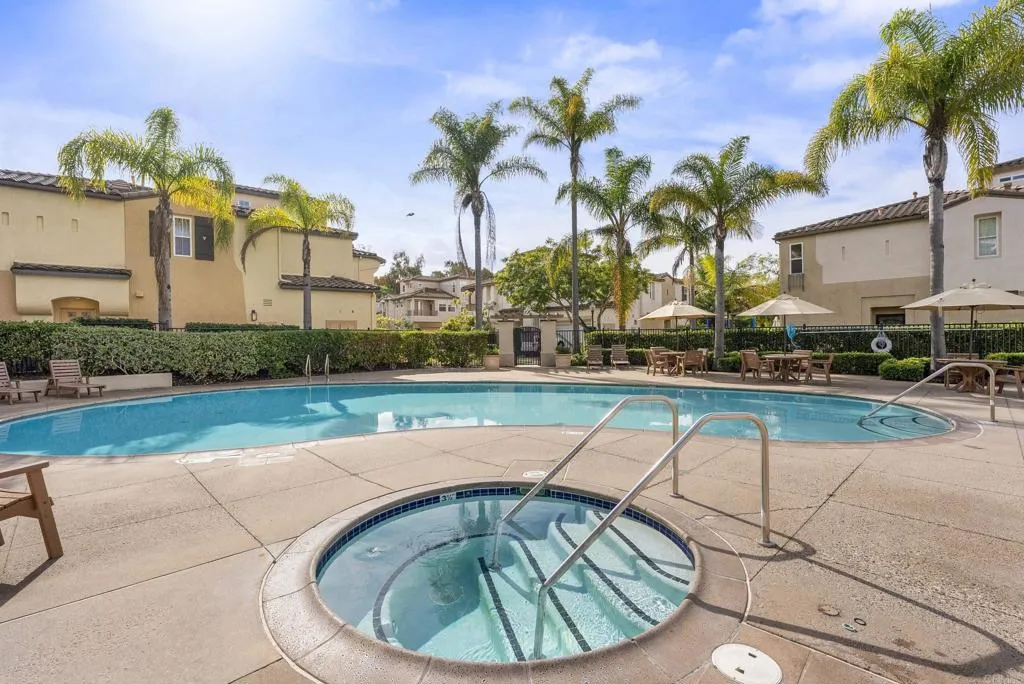 Photo #36: NDP2511011 Listing: Photo #36