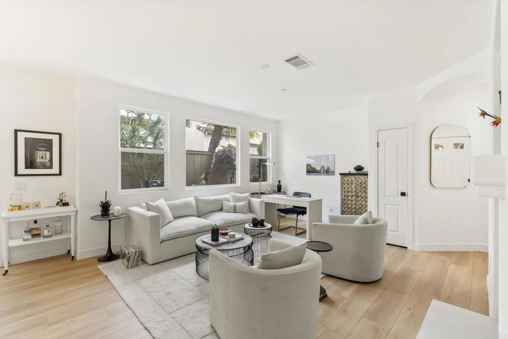 Photo #10: NDP2511011 Listing: Photo #10