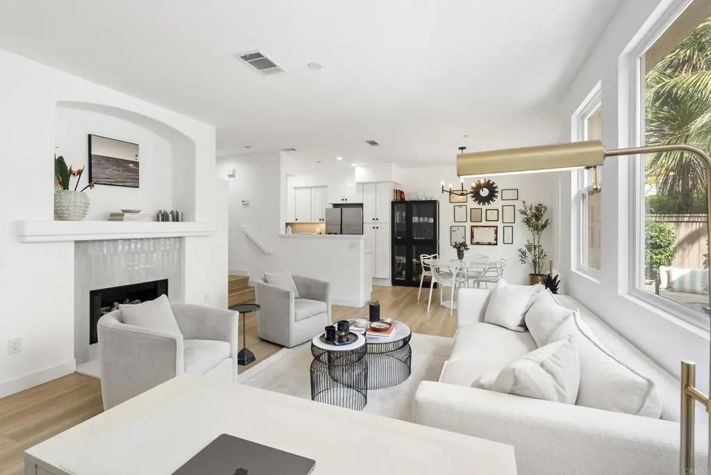 Photo #8: NDP2511011 Listing: Photo #8