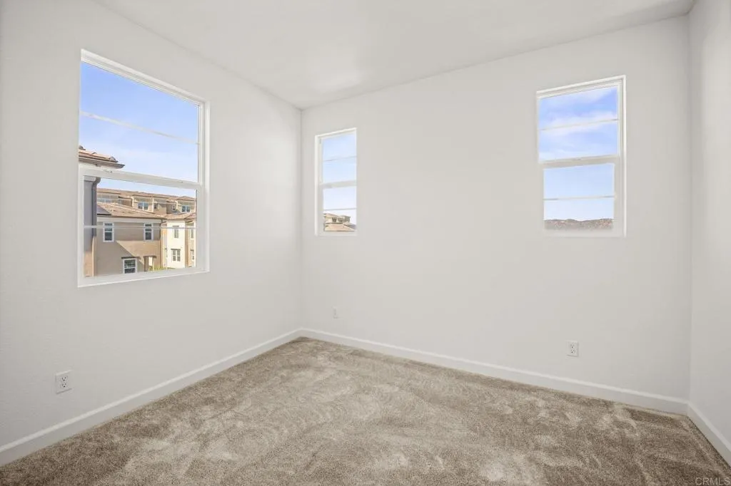 https://cdn.realtyfeed.com/cdn/127/306592452/5713a53969b87aa93231057b0bdf15db.webp