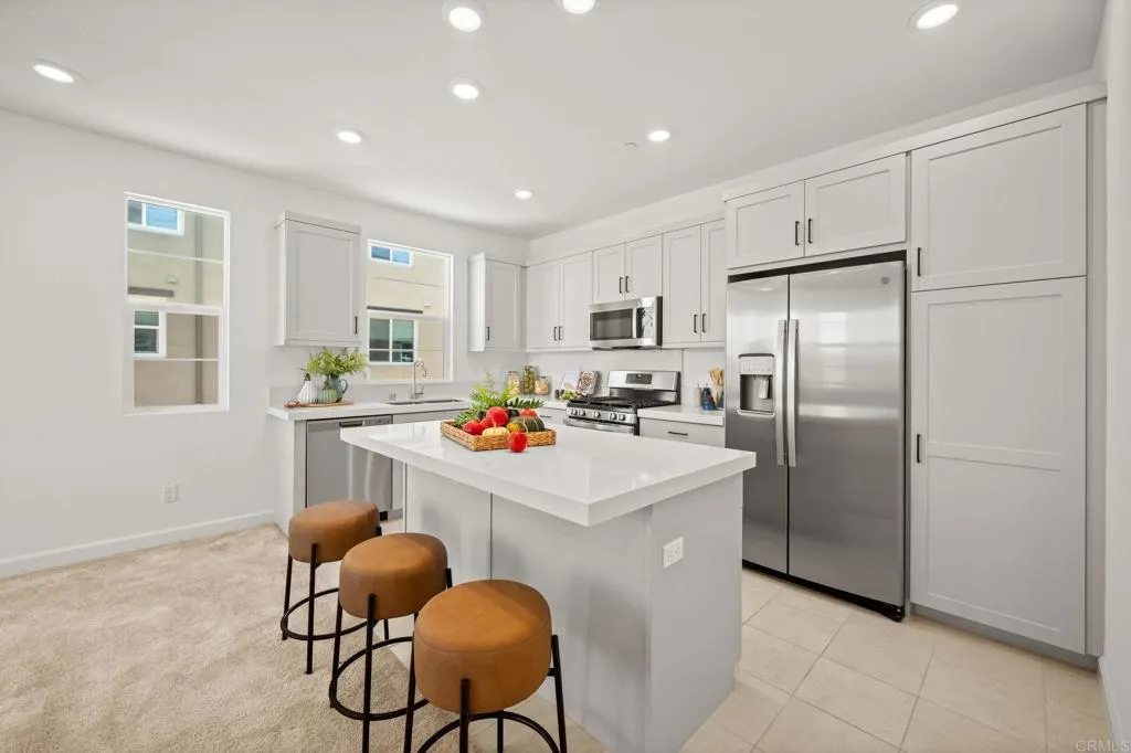 https://cdn.realtyfeed.com/cdn/127/306592452/65ae9410a488bb9e80c126179a1c5444.webp