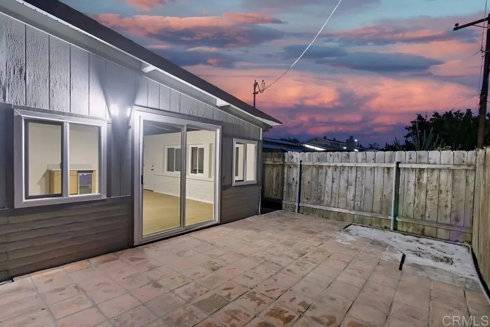 https://cdn.realtyfeed.com/cdn/127/306592453/8e77688462610acc571fa7a139d7ab18.webp