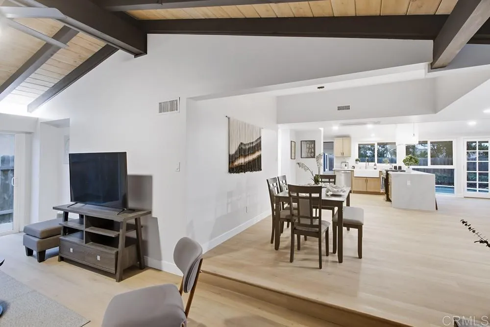 https://cdn.realtyfeed.com/cdn/127/306592453/999069cfae430691cab4d5309cbd77f1.webp