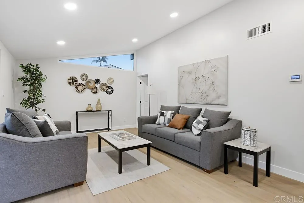 https://cdn.realtyfeed.com/cdn/127/306592453/bdf0b3609bc7b9bc56724e73c516e621.webp