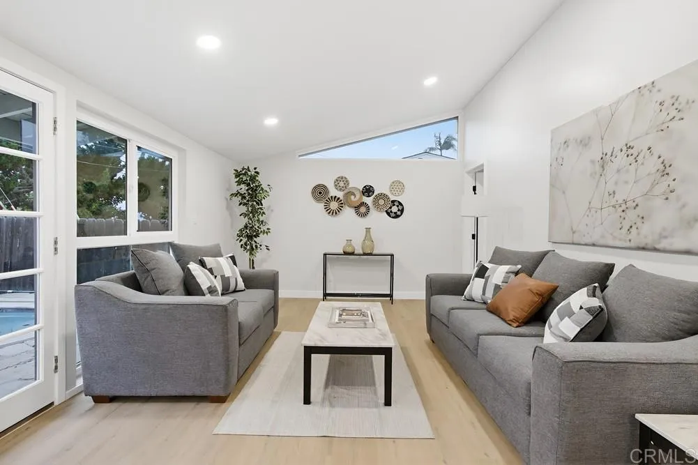 https://cdn.realtyfeed.com/cdn/127/306592453/e122148575ef2049c1ffaf13999fdcf3.webp