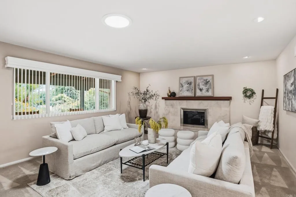 https://cdn.realtyfeed.com/cdn/127/306592491/25b43609749bdca0e9f73978c60d20d0.webp