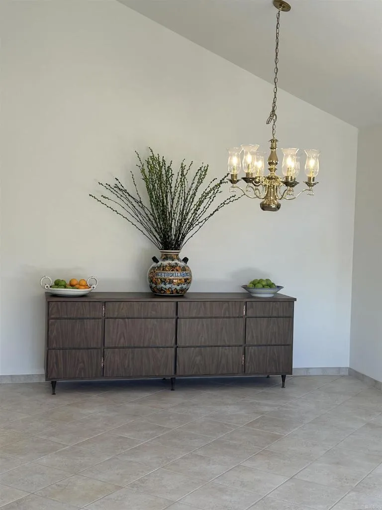 https://cdn.realtyfeed.com/cdn/127/306592496/50443fa07076bb63a6122b89ac3de3ee.webp