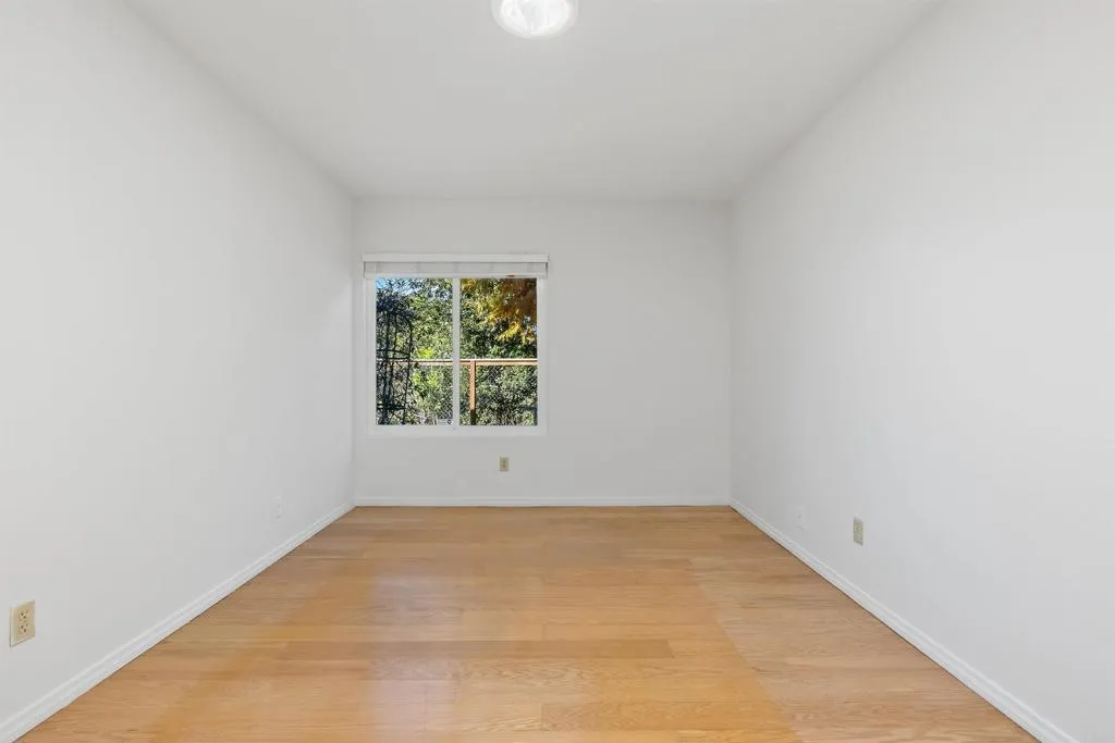 https://cdn.realtyfeed.com/cdn/127/306592496/e7edec5750966edff1d3937674c51e84.webp